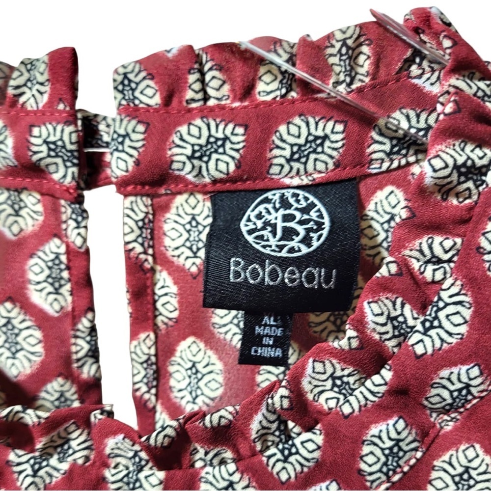 Bobeau Cold Shoulder Geometric Patterned Back Key… - image 2